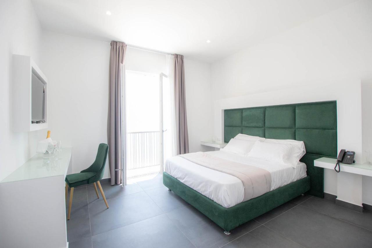 Grand Hotel Serapide Pozzuoli Exterior foto