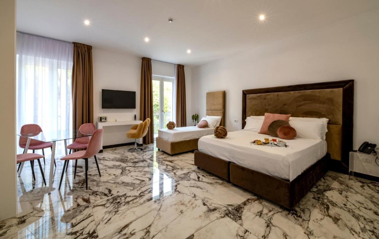 Grand Hotel Serapide Pozzuoli Exterior foto