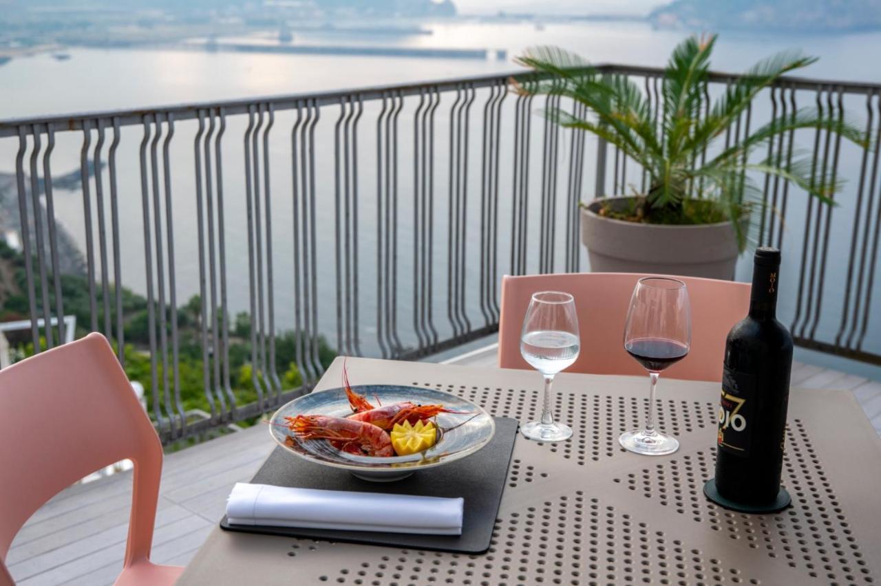 Grand Hotel Serapide Pozzuoli Exterior foto